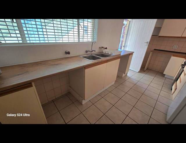 3 BEDROOM PROPERTY TO RENT IN FREEWAY PARK